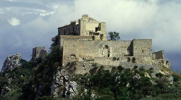 Castello di Alcamo in Sicilia